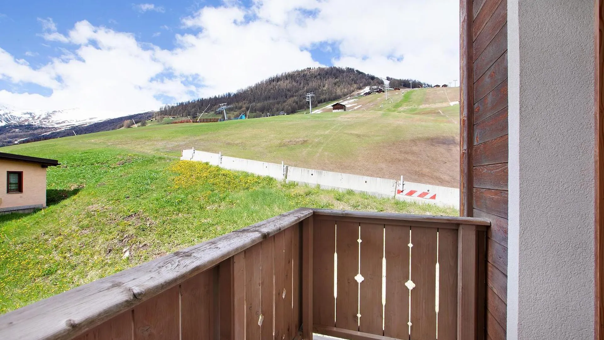 Baita Valandrea 2 Livigno Appartement